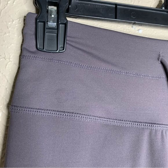 Free people movement tap back ribbed mesh biker shorts gray - Picture 4 of 14
